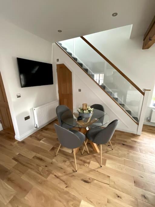 Apt D In Old Grade 2 Converted Farmhouse Market Weighton Buitenkant foto