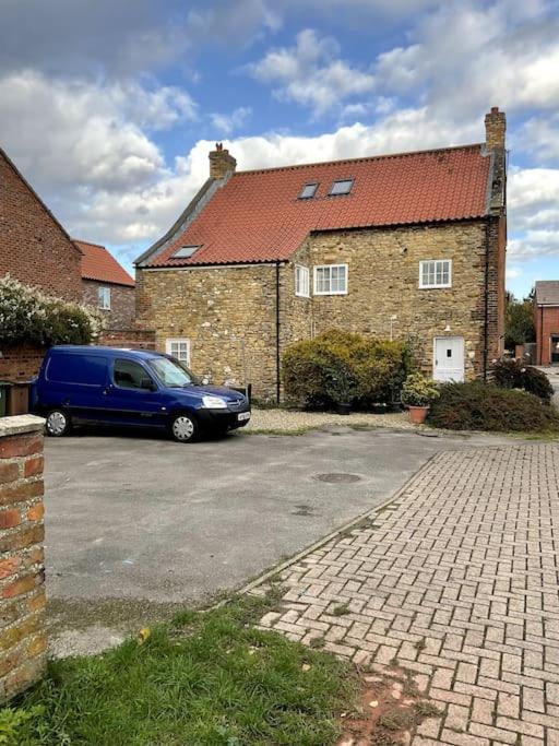 Apt D In Old Grade 2 Converted Farmhouse Market Weighton Buitenkant foto